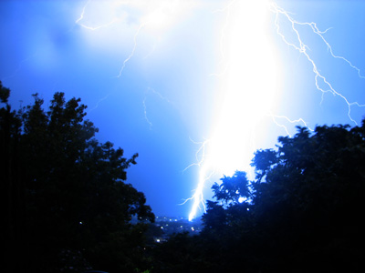 Lightening strikes Sydney on the 4th March 2007